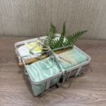 Χαρτοπετσετοθήκη με πετσέτες κουζίνας